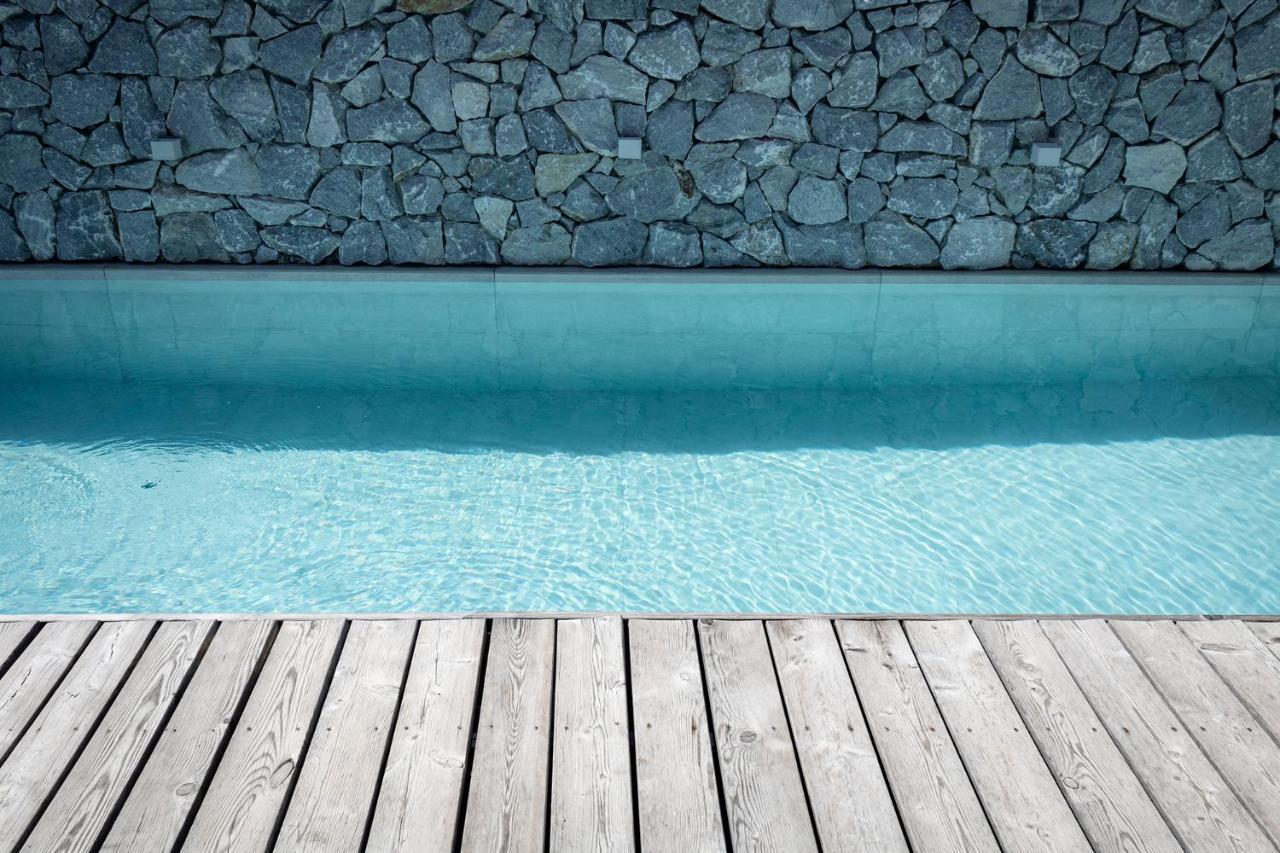 Aetos Villa *