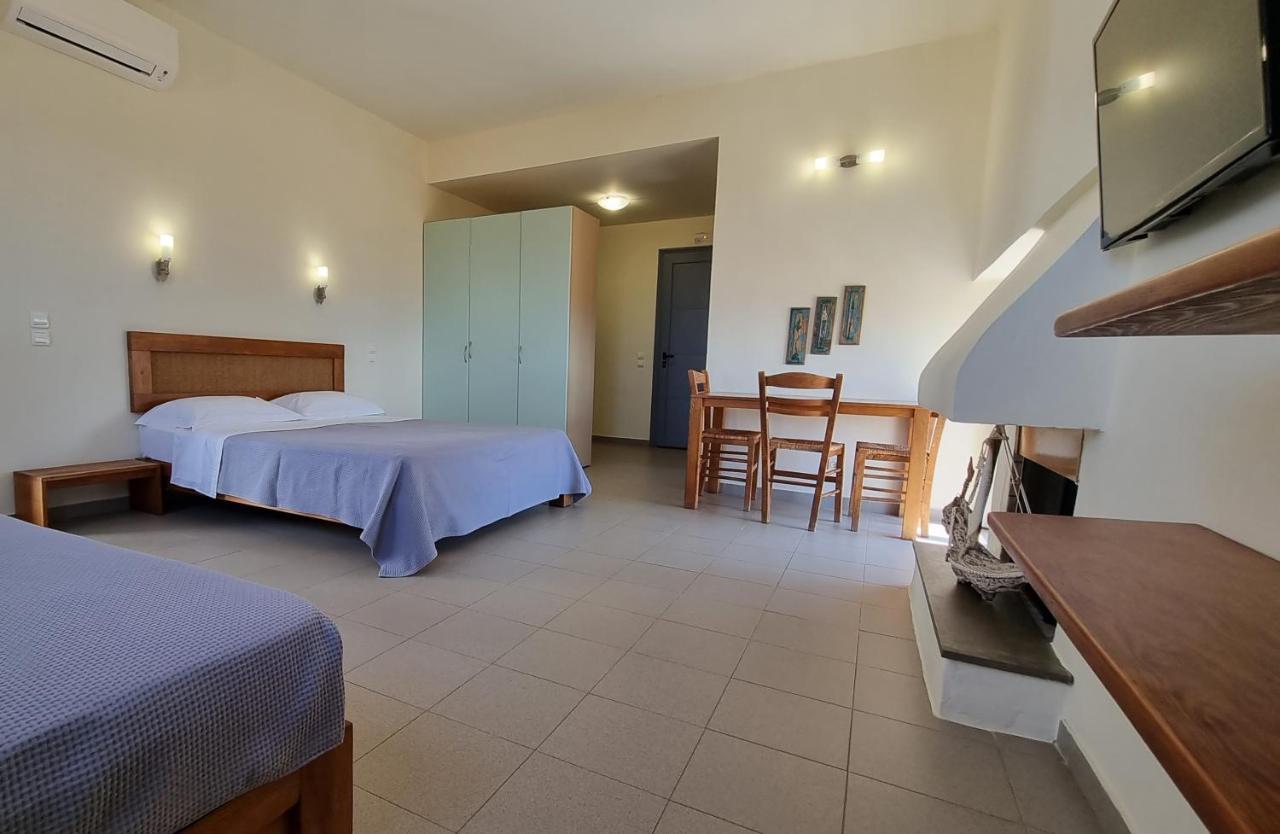 Bed & Breakfast Domatia Me Thea Elafonissos
