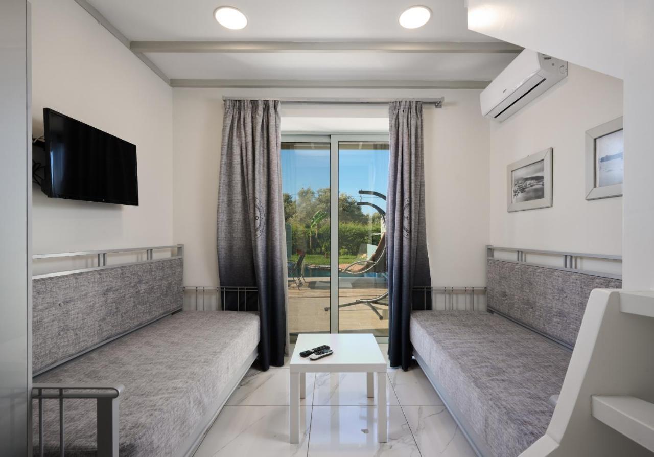 Kastro Maistro 2*