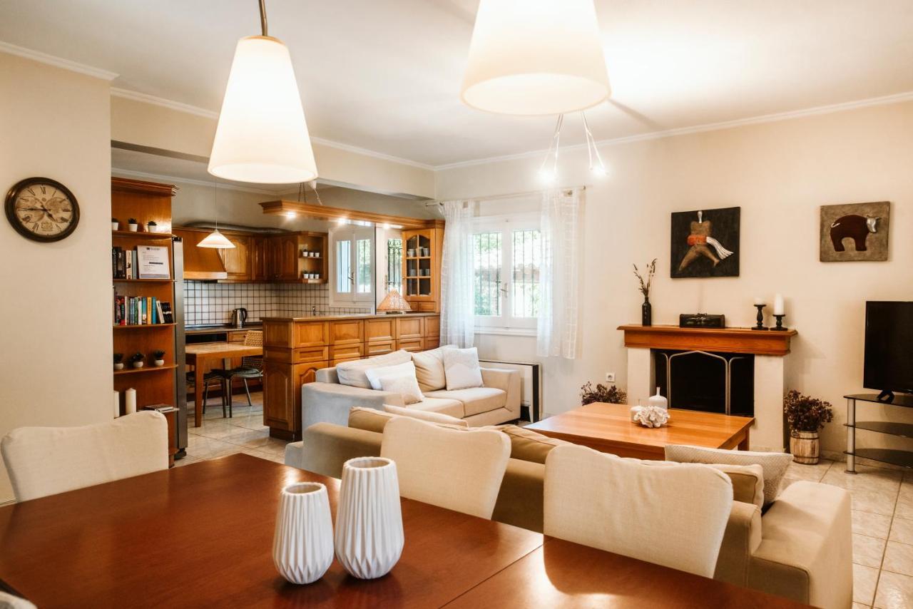 Butterfly - Heated Private Pool & Jacuzzi Villa Alepou