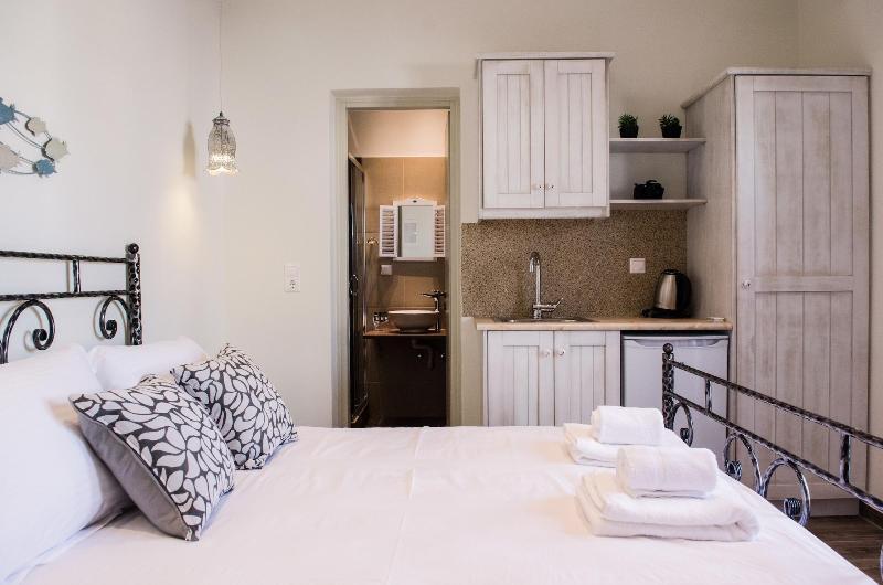 Bed & Breakfast Naxos Petite 3*