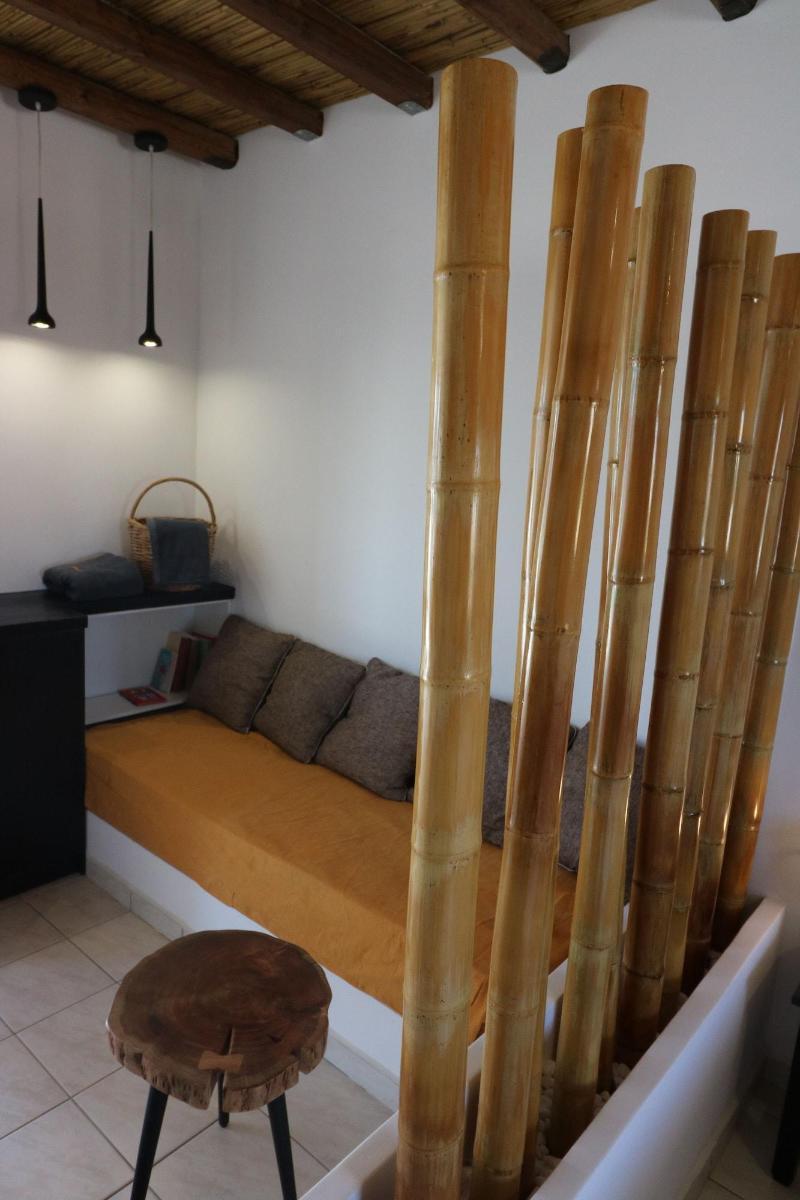Avra Pahainas Aparthotel 3*