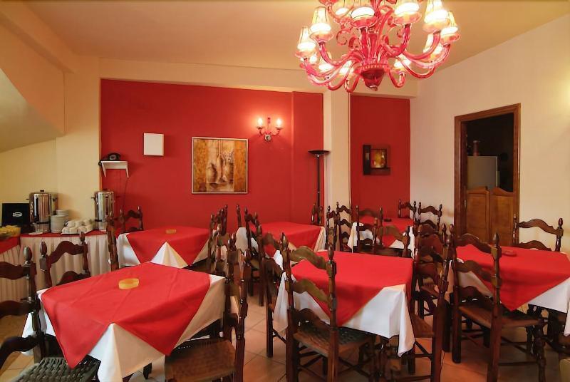Varonos 3*