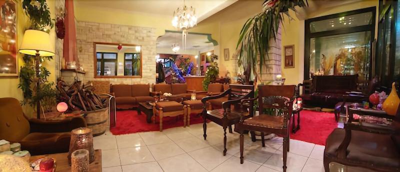Varonos Hotel