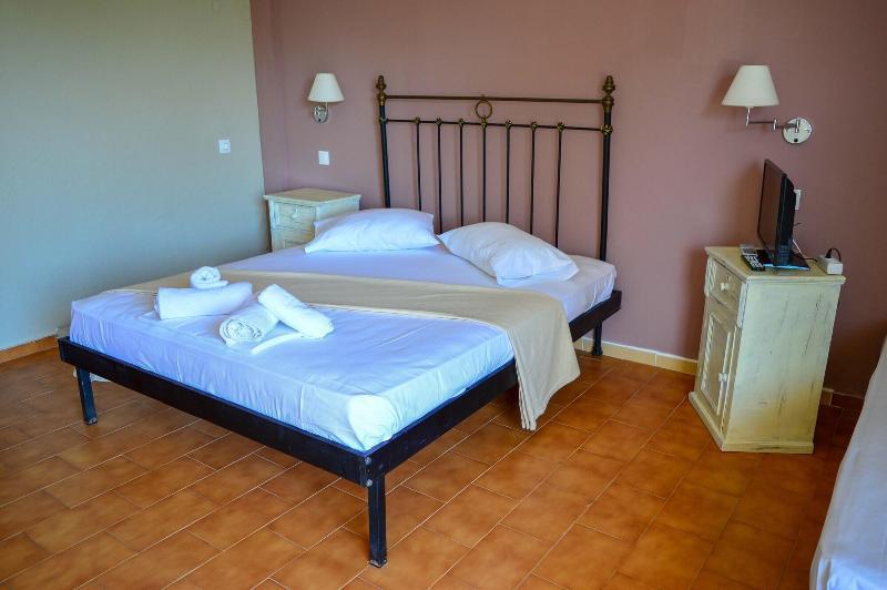 Vero Zakynthos Town