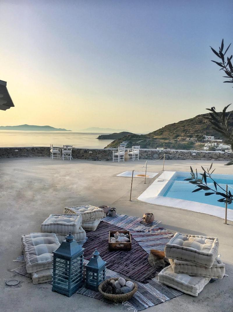Pino Di Loto Boutique Bed & Breakfast Kini