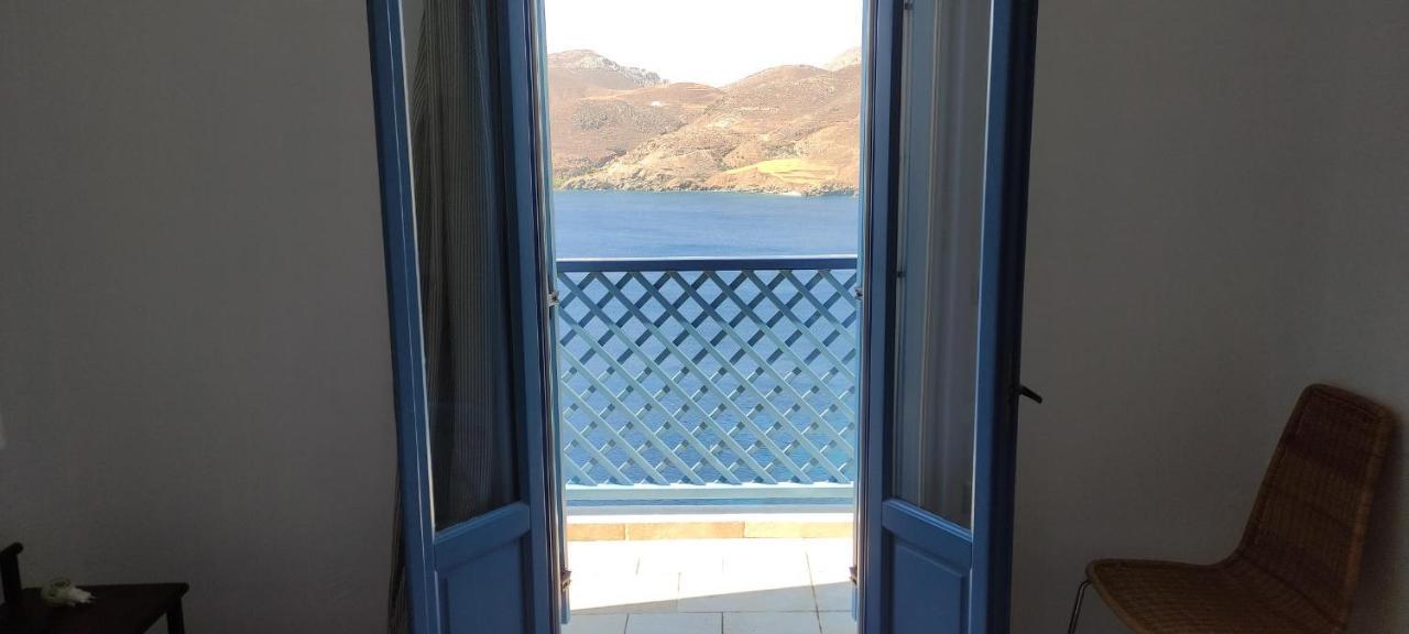 Asvestoti Mesonettes Blue Light σιελ μεζονετεs Hotel Pera Gyalos