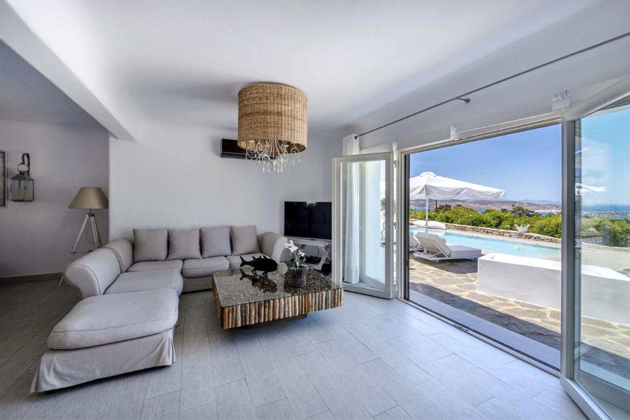 Paros Butterfly Apartment Pounda