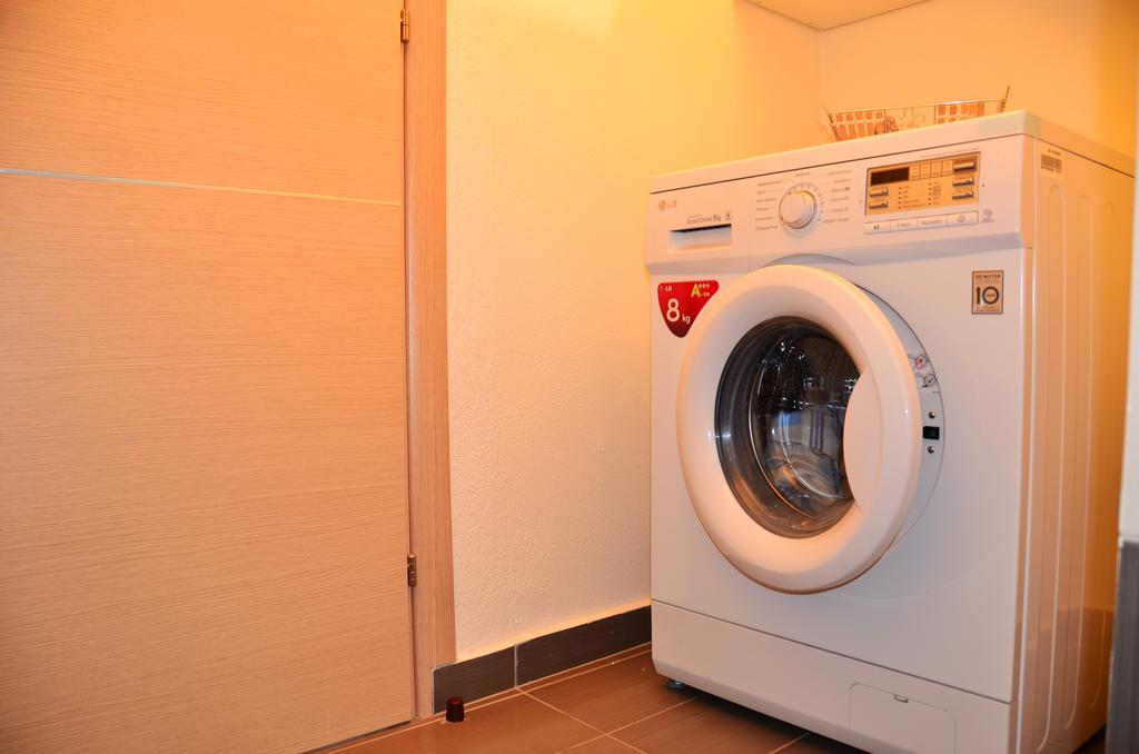 Georgias Apartment Haraki
