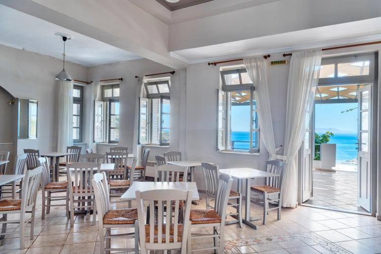 Apollon Palace 3* Kini