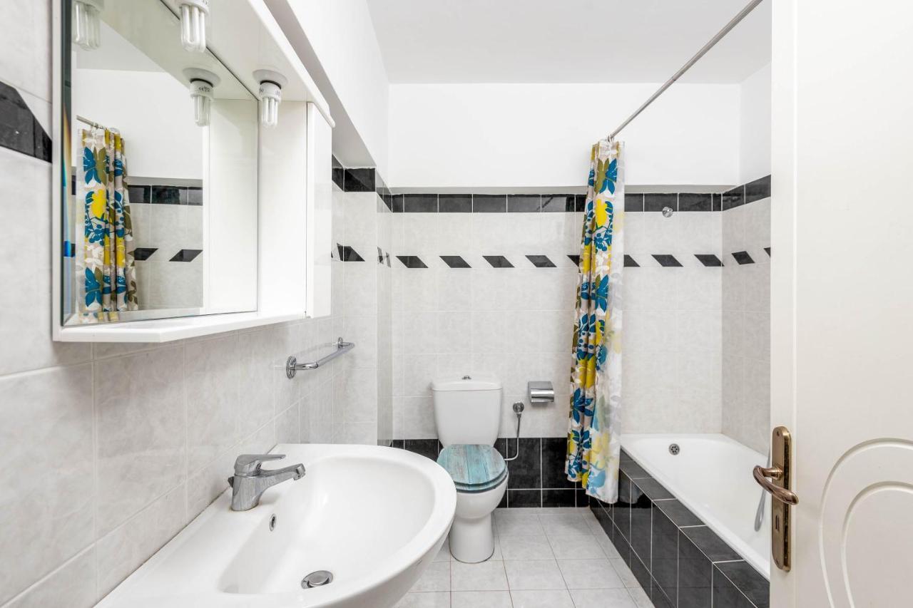 Sutherlea Villa *