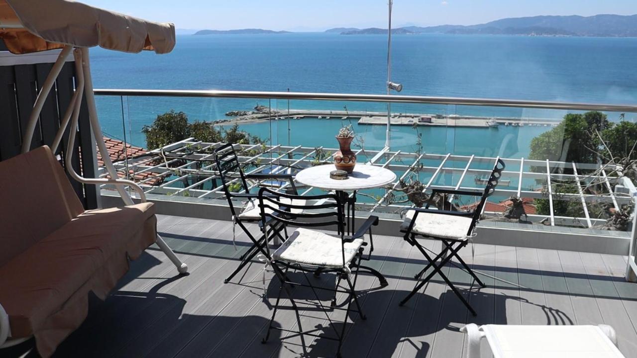 Aegean Wave - Faros Aparthotel Loutraki (Skopelos)