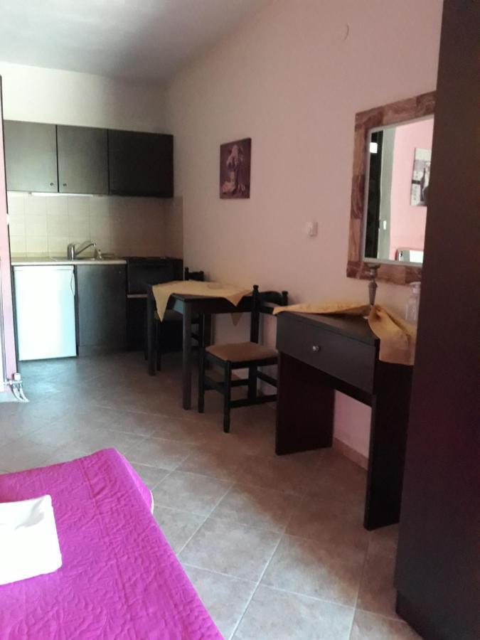 To Konaki Guest house
