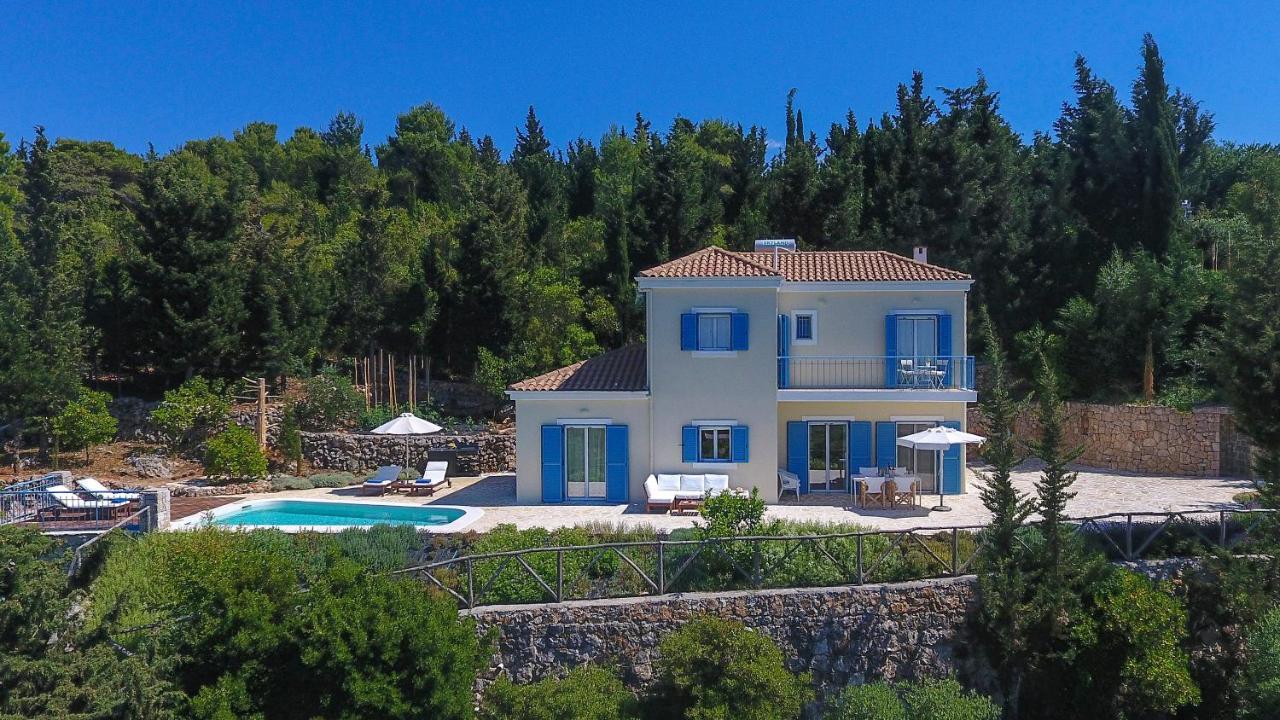 Boo Premium Living Villa Tsoukaladhes