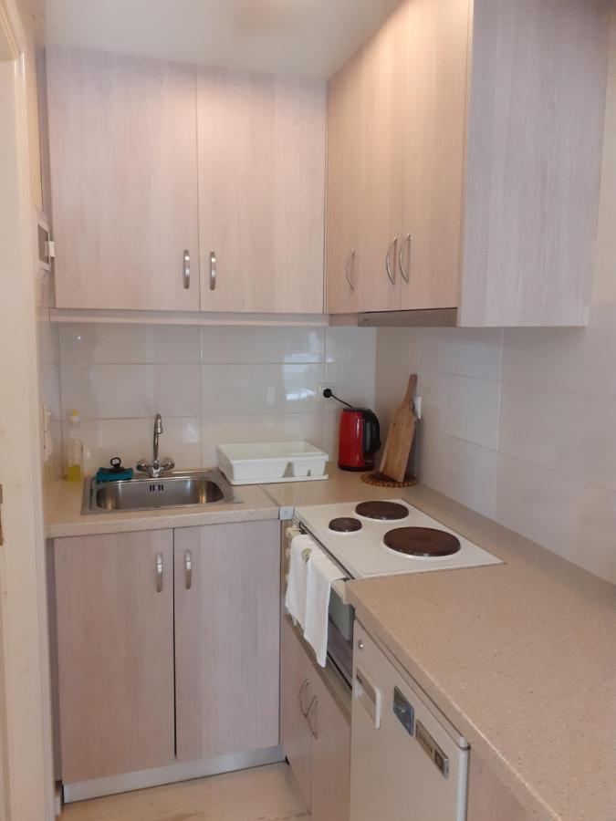 Royalrose Apartment *