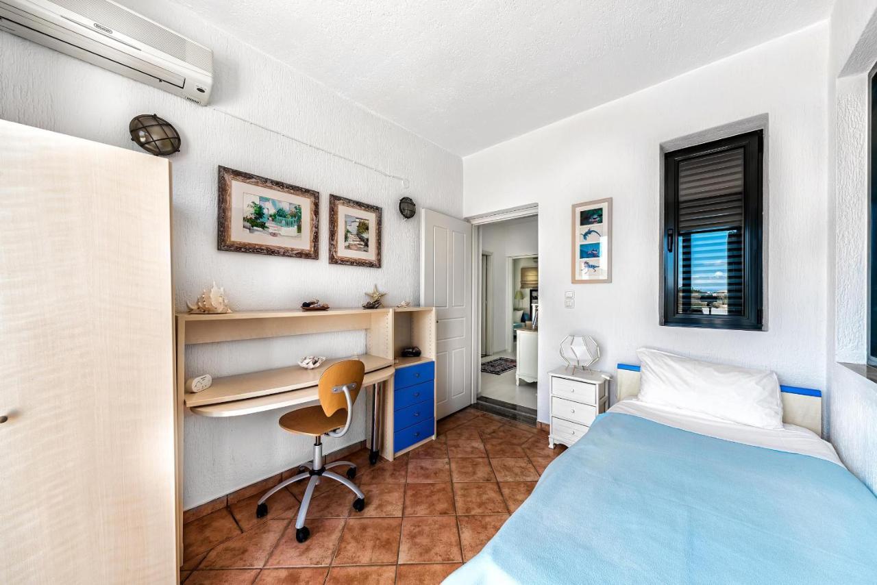 Artemis Villa *