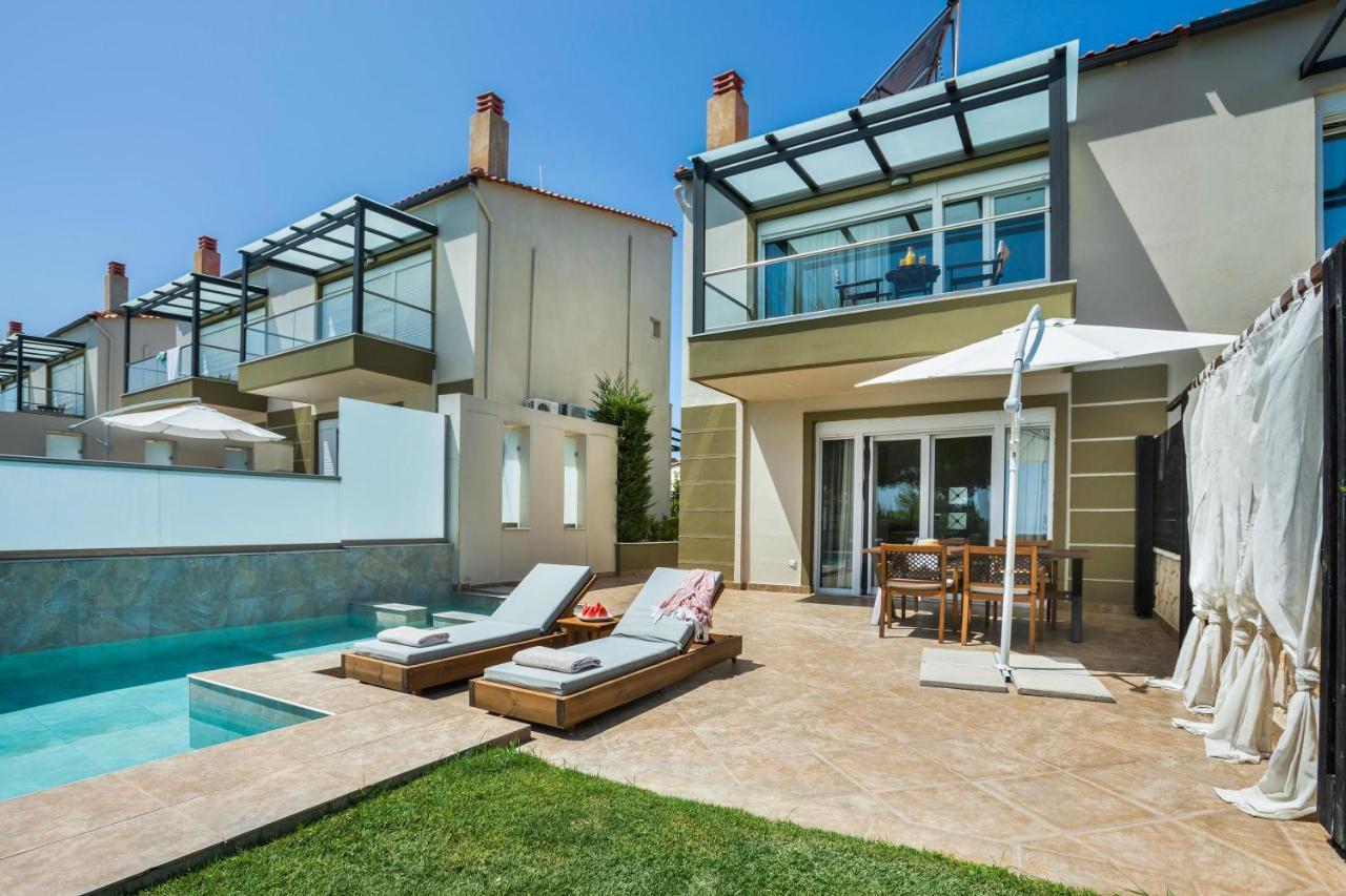 - Sunny Villa
