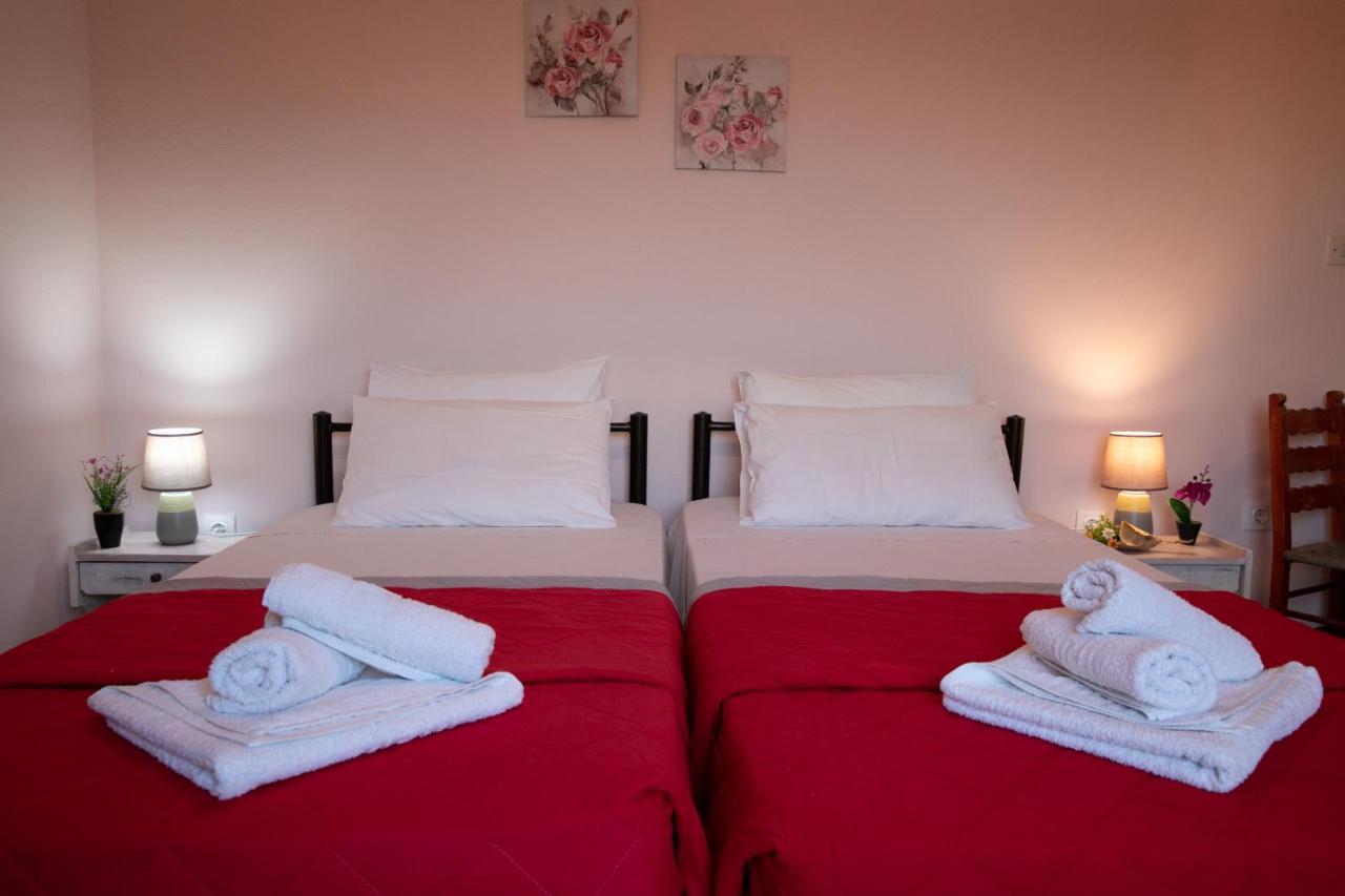 Voula Bed & Breakfast 3*