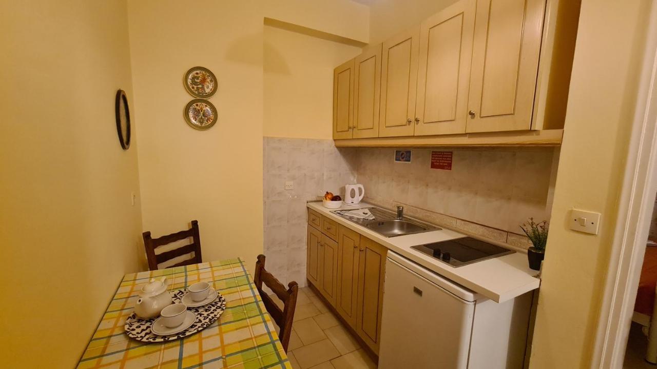 Bed & Breakfast Voula Agios Stefanos Avliotes (Corfu)
