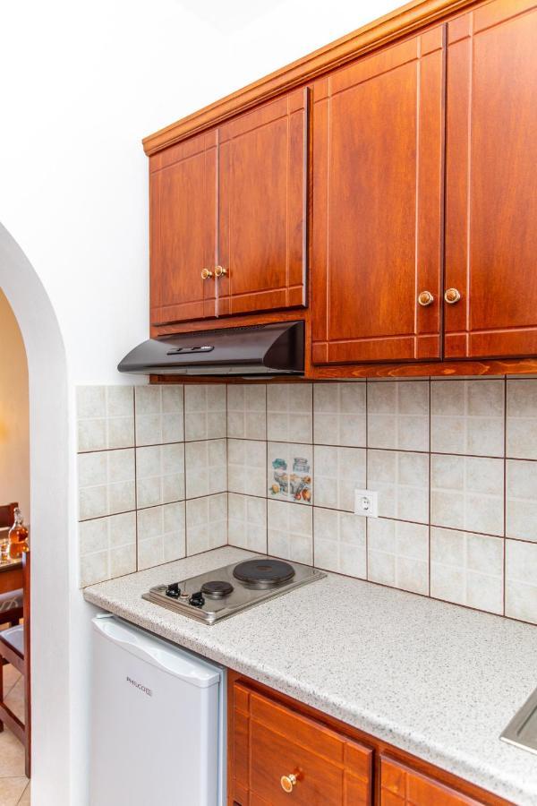 Apartment Surfer Paradise Naxos City