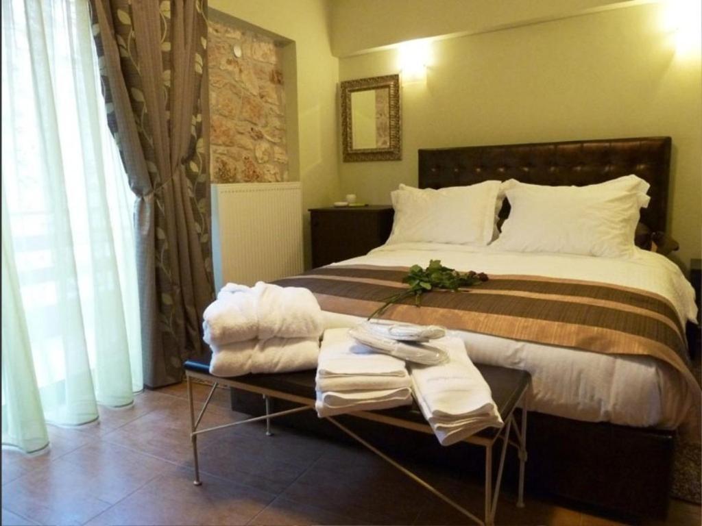 Paramythenio Guest house *