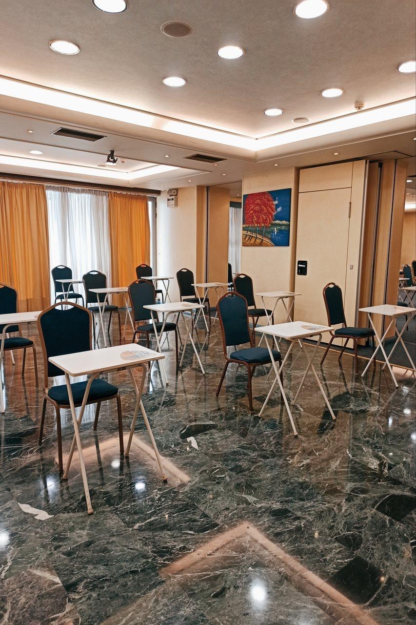 Hotel Savoy Piraeus