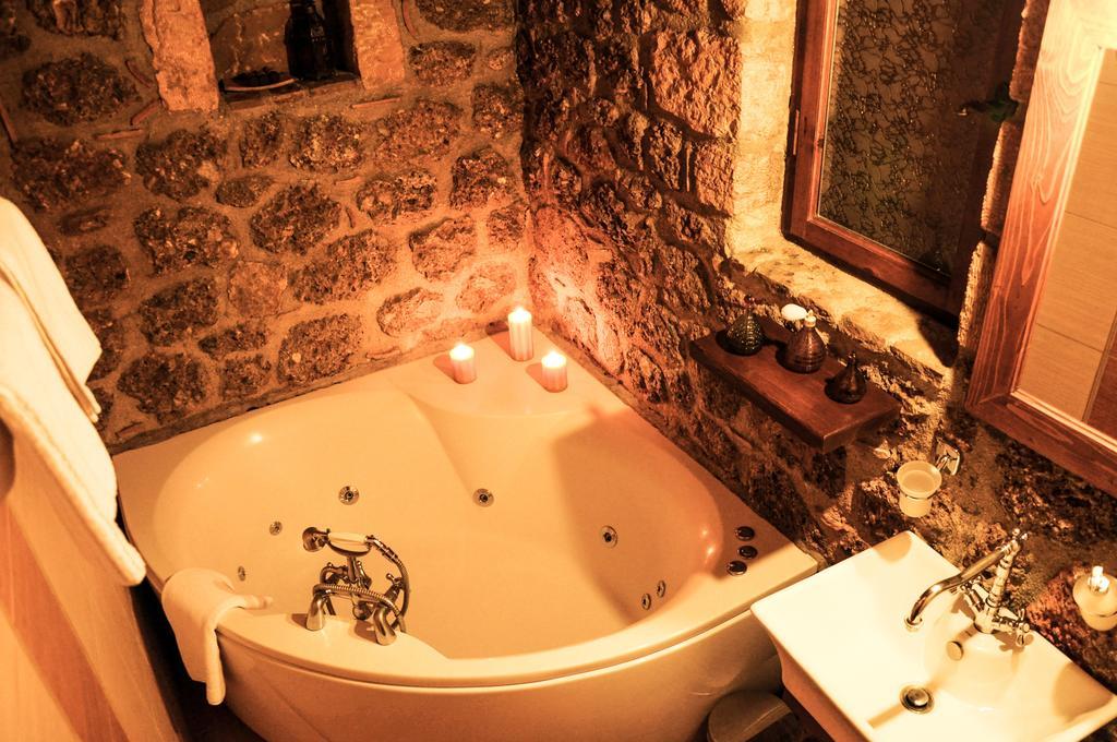 Guest house Nymfes 3*