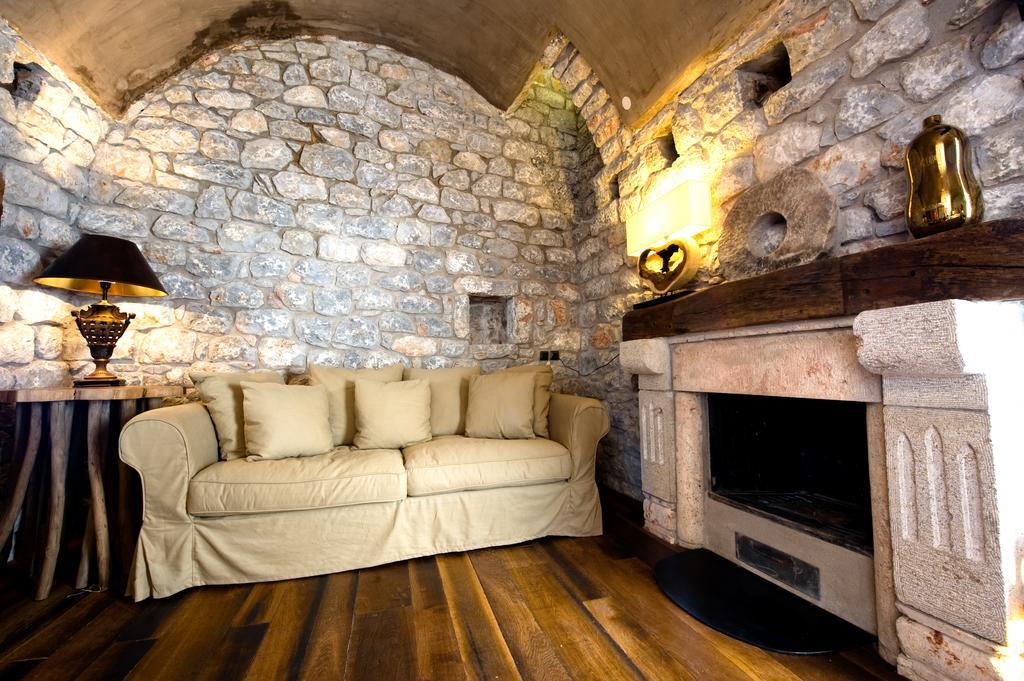 Sventoura Apartment