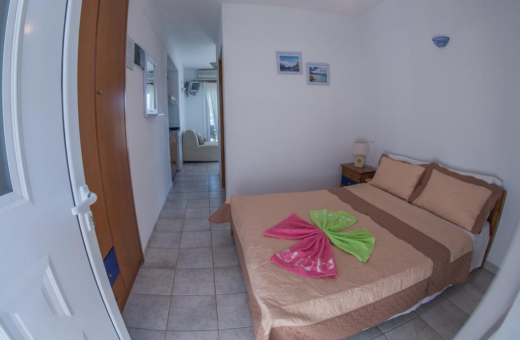Studios Filaktos Apartment Porto Koufo