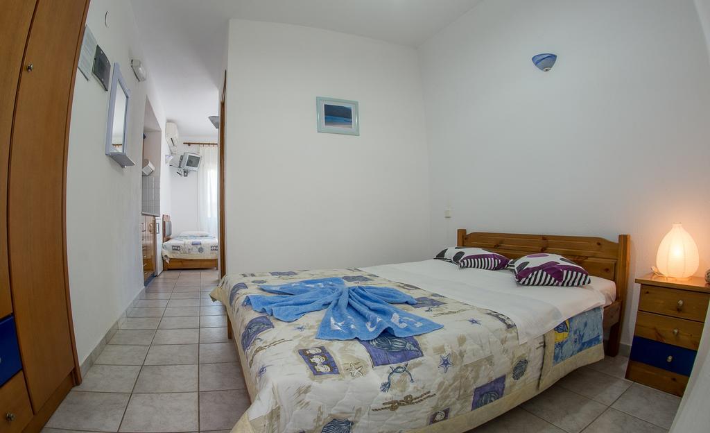 Studios Filaktos Apartment Porto Koufo