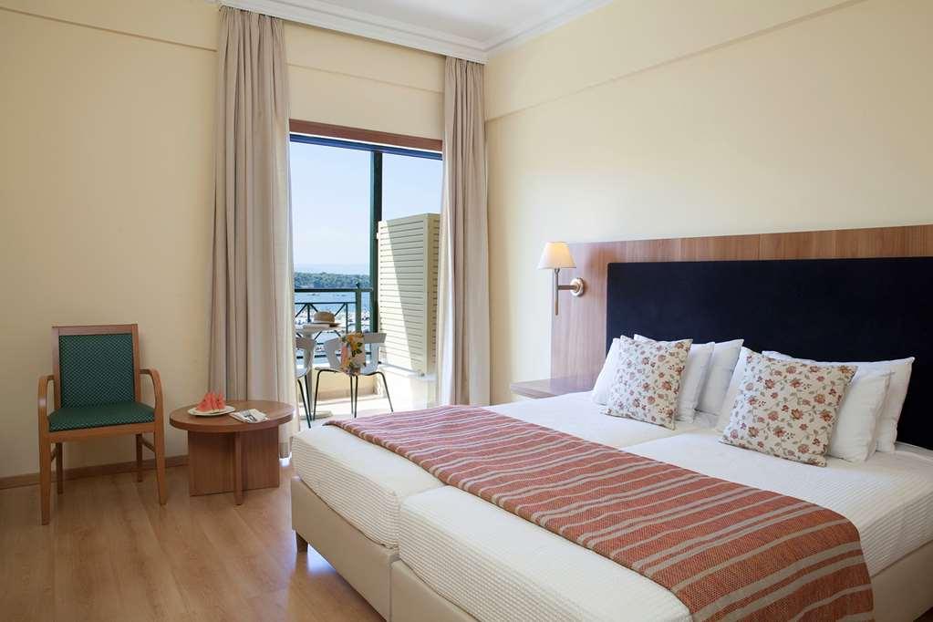 Hotel Ramada By Wyndham, Athens Club Attica Riviera Nea Makri