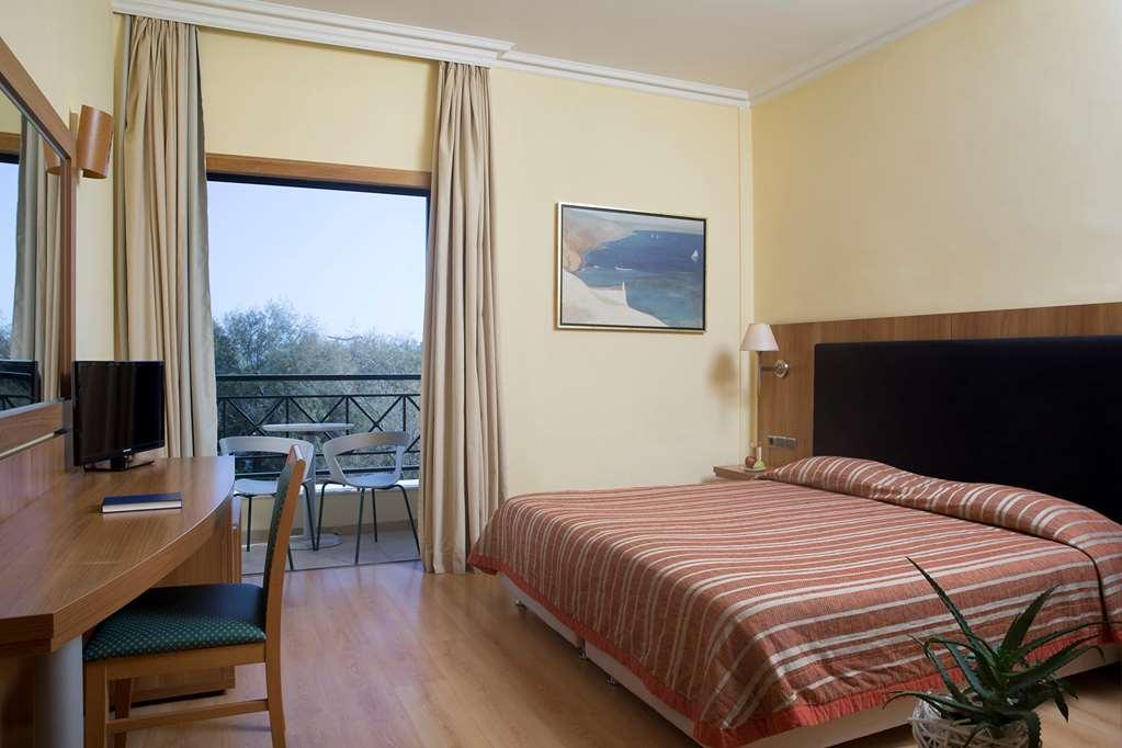 Ramada By Wyndham, Athens Club Attica Riviera 5* Nea Makri