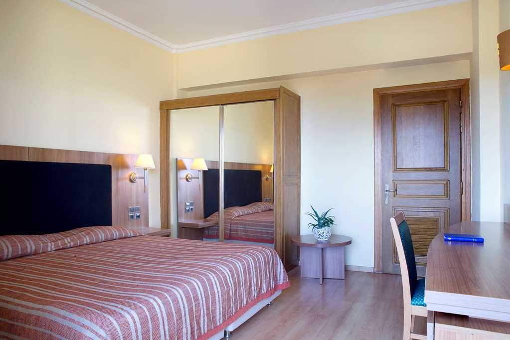Ramada By Wyndham, Athens Club Attica Riviera Nea Makri