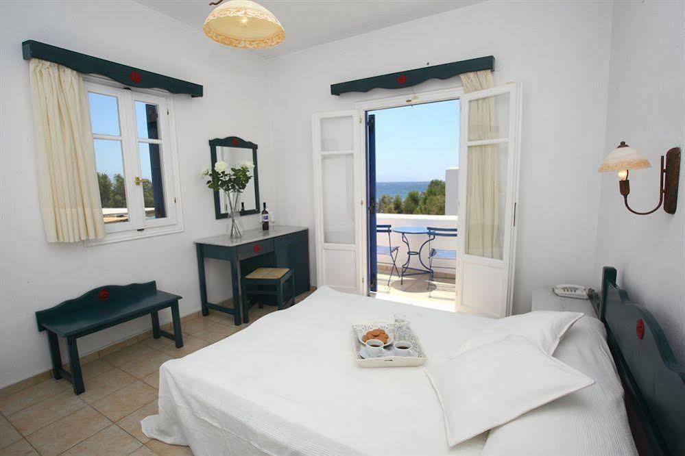 Paros Hotel