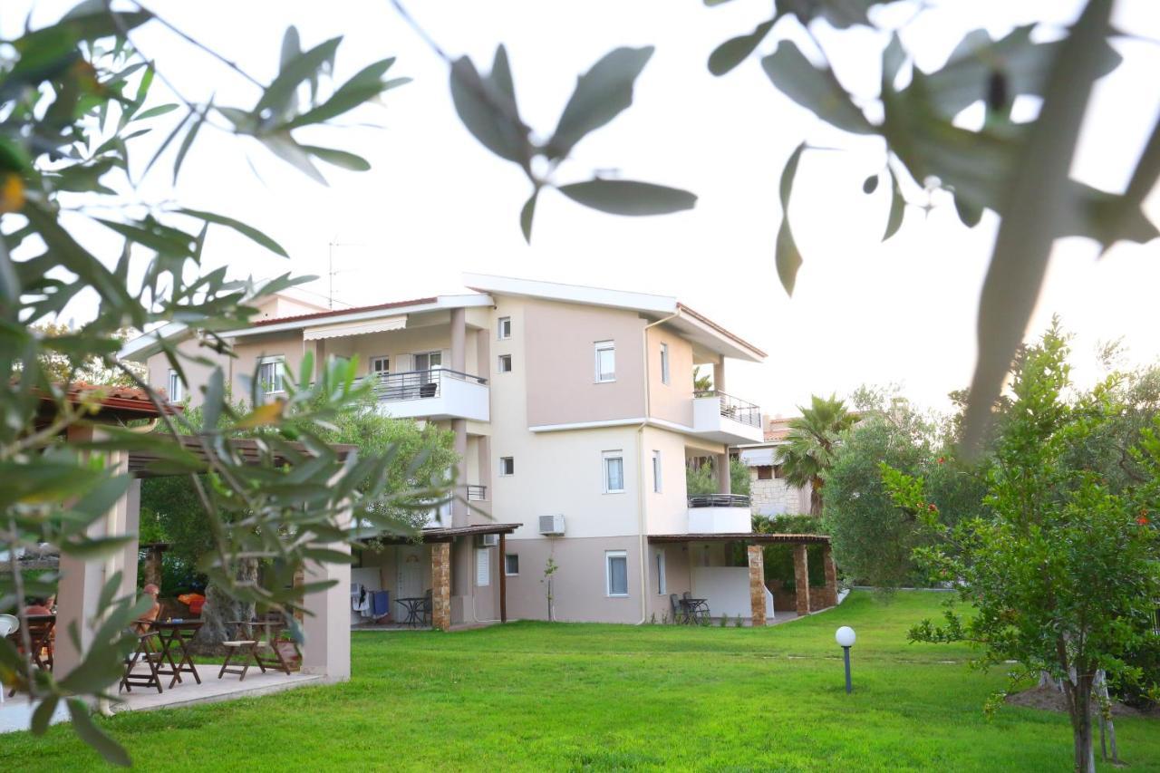 Dionisos Apartment *