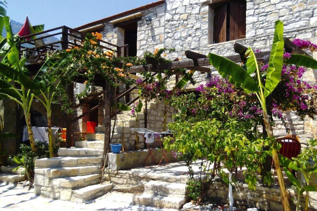 Homes Mayoralas, Periana *