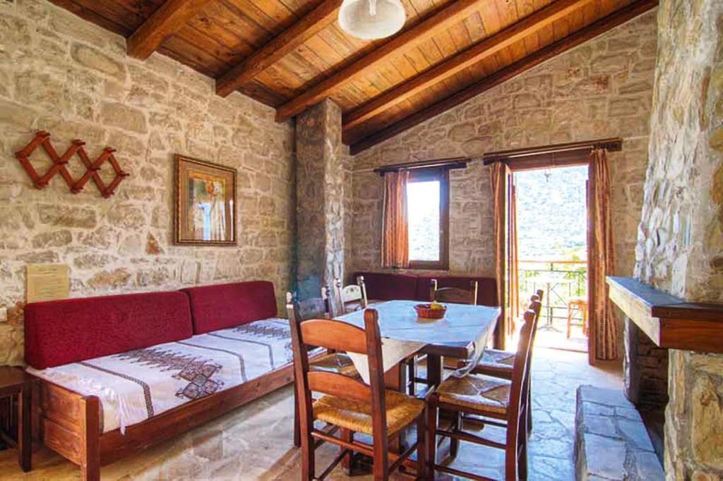 Apartment Homes Mayoralas, Periana