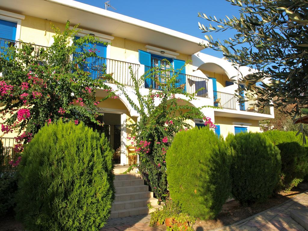 Castellania Livadia (Tilos)