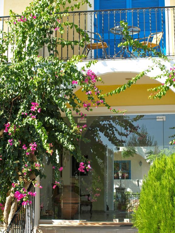 Castellania Aparthotel 2*