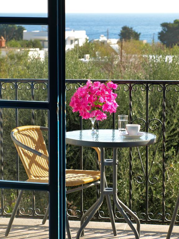 Castellania Livadia (Tilos)