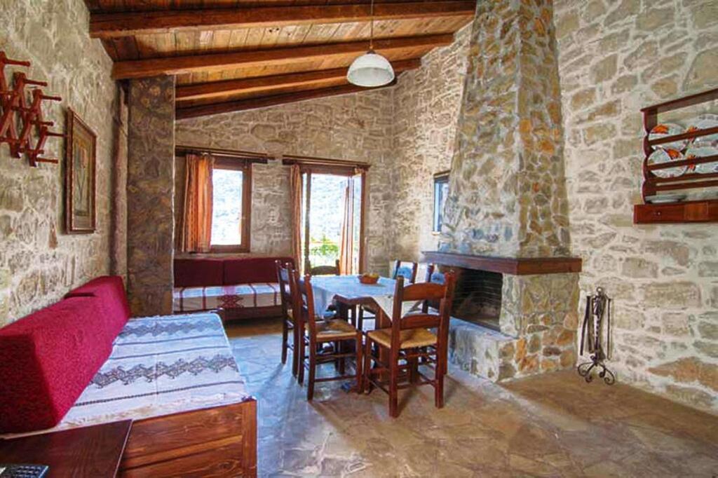 Homes Mayoralas, Periana Apartment *