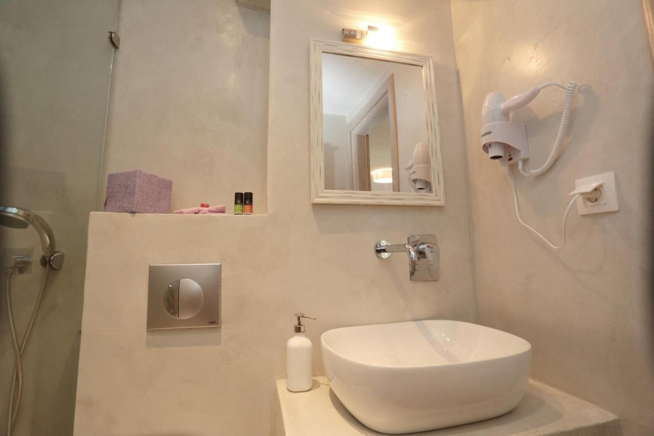 Dionisos Apartment