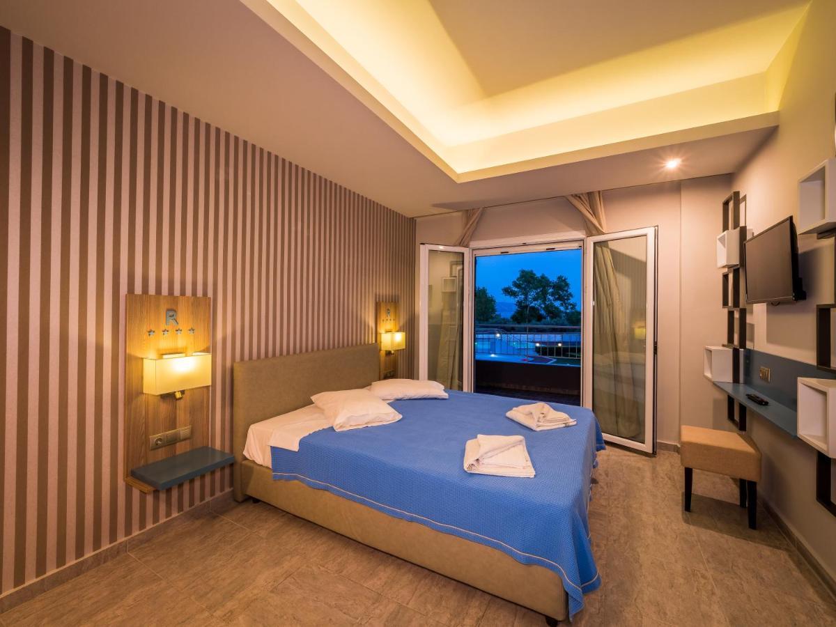 Paradise 4* Finikounta