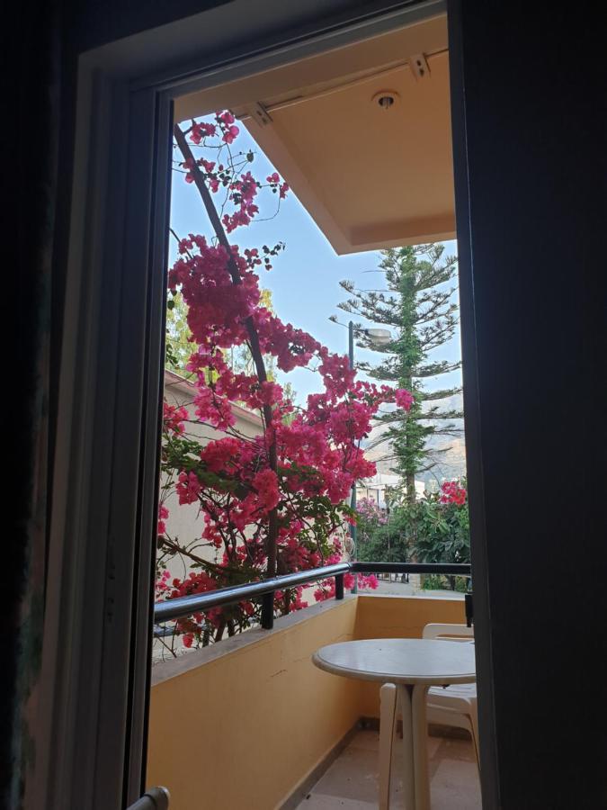 Hotel Drosia 2*
