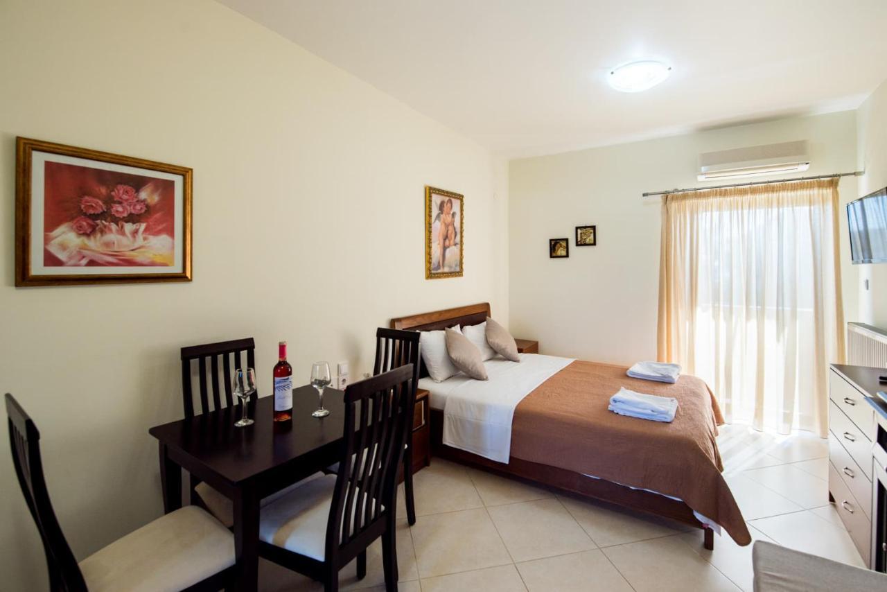 Aparthotel Katerina Kanali (Epirus)