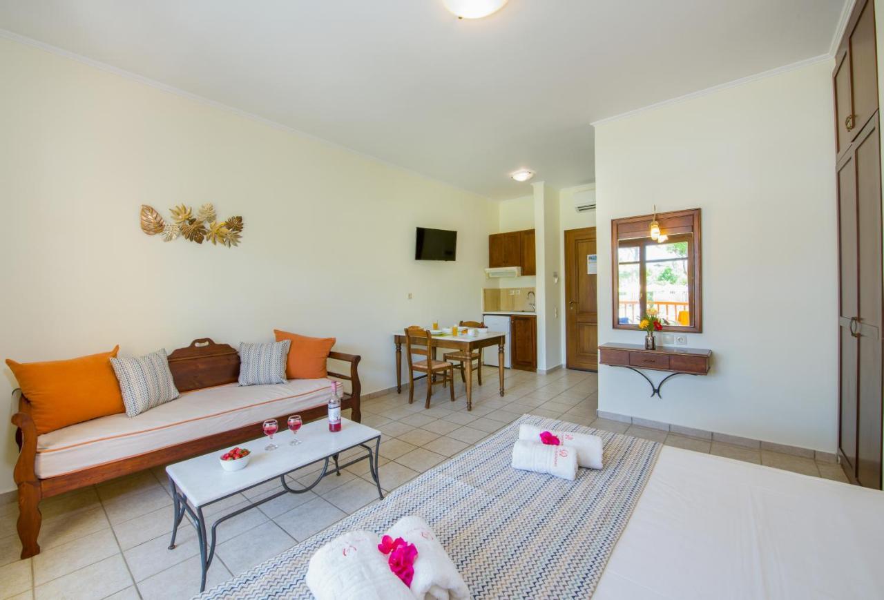Aparthotel Omega Platanias Platanias (Crete)