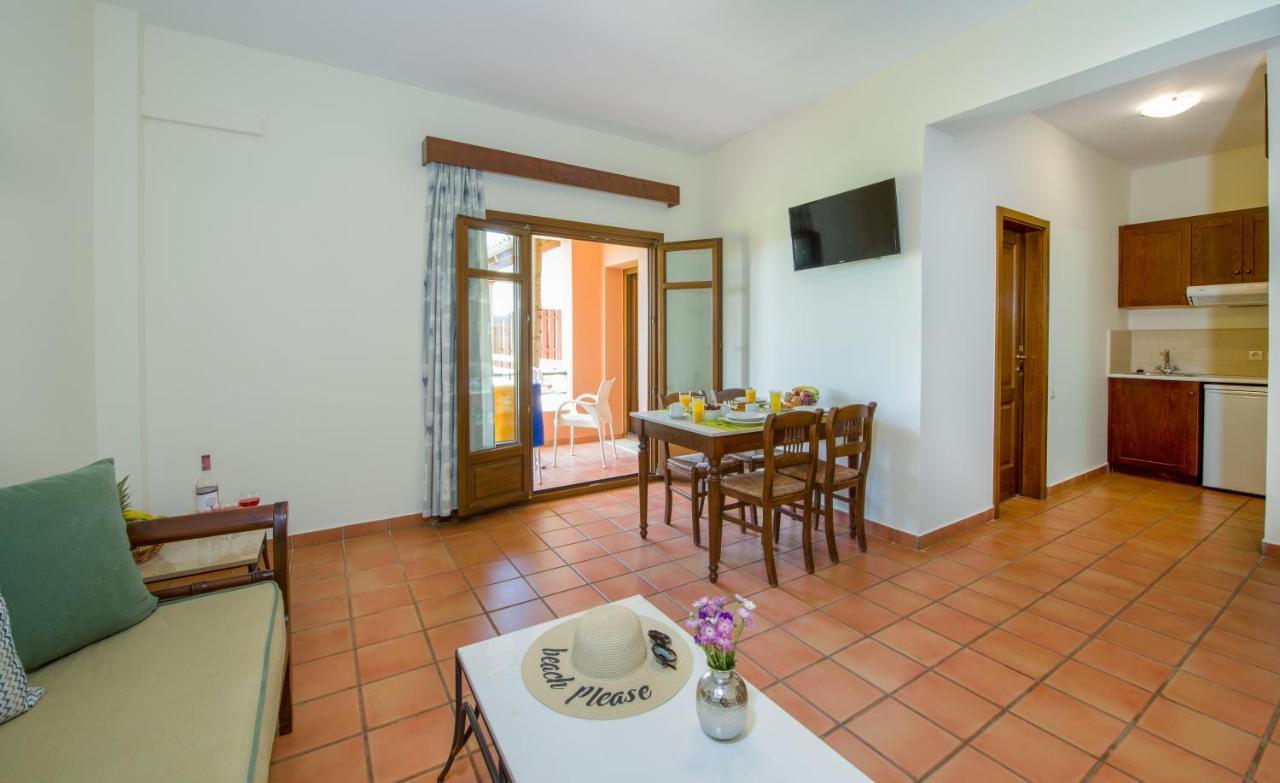 Omega Platanias 3* Platanias (Crete)