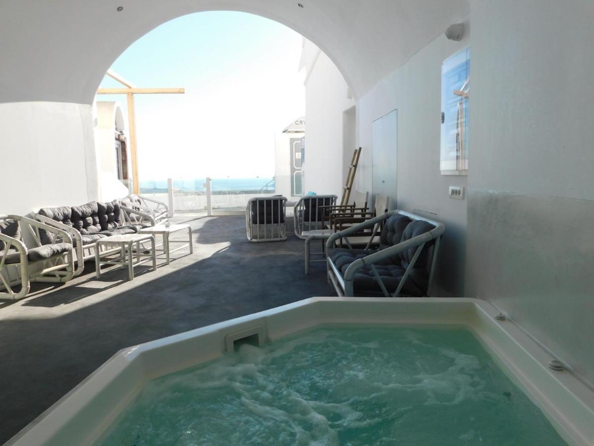 Hotel Caldera Cliff 4*