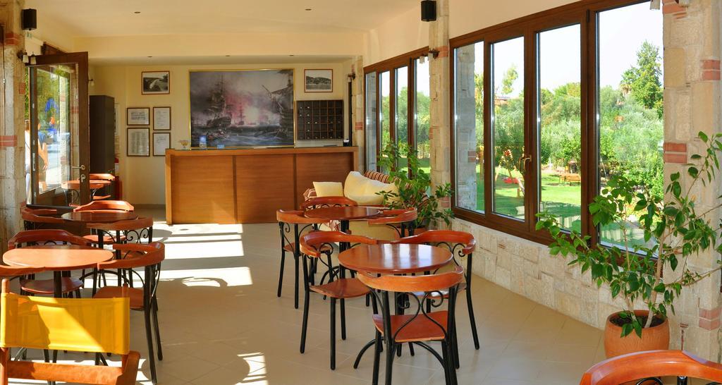 Hotel Adonis