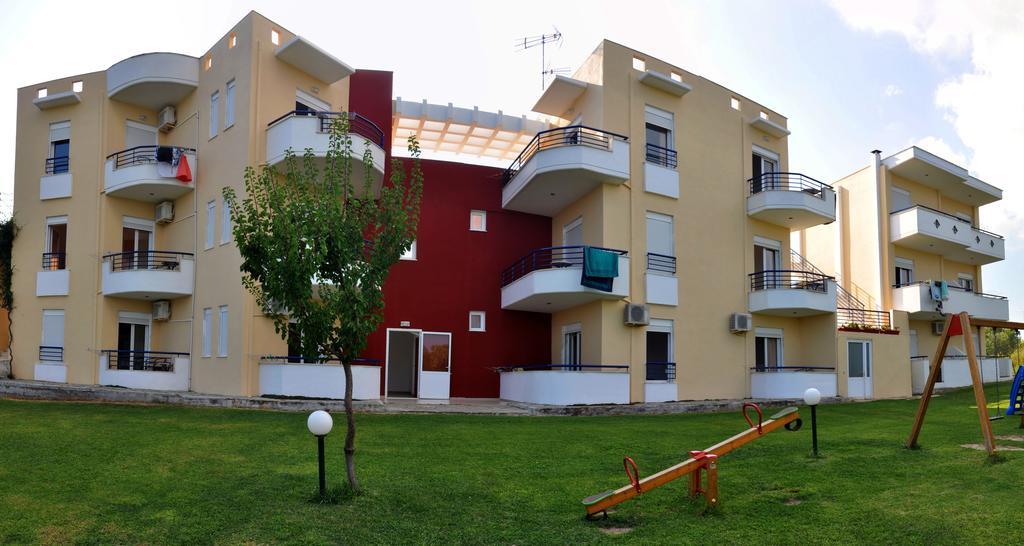 Adonis Kallithea (Chalkidiki)